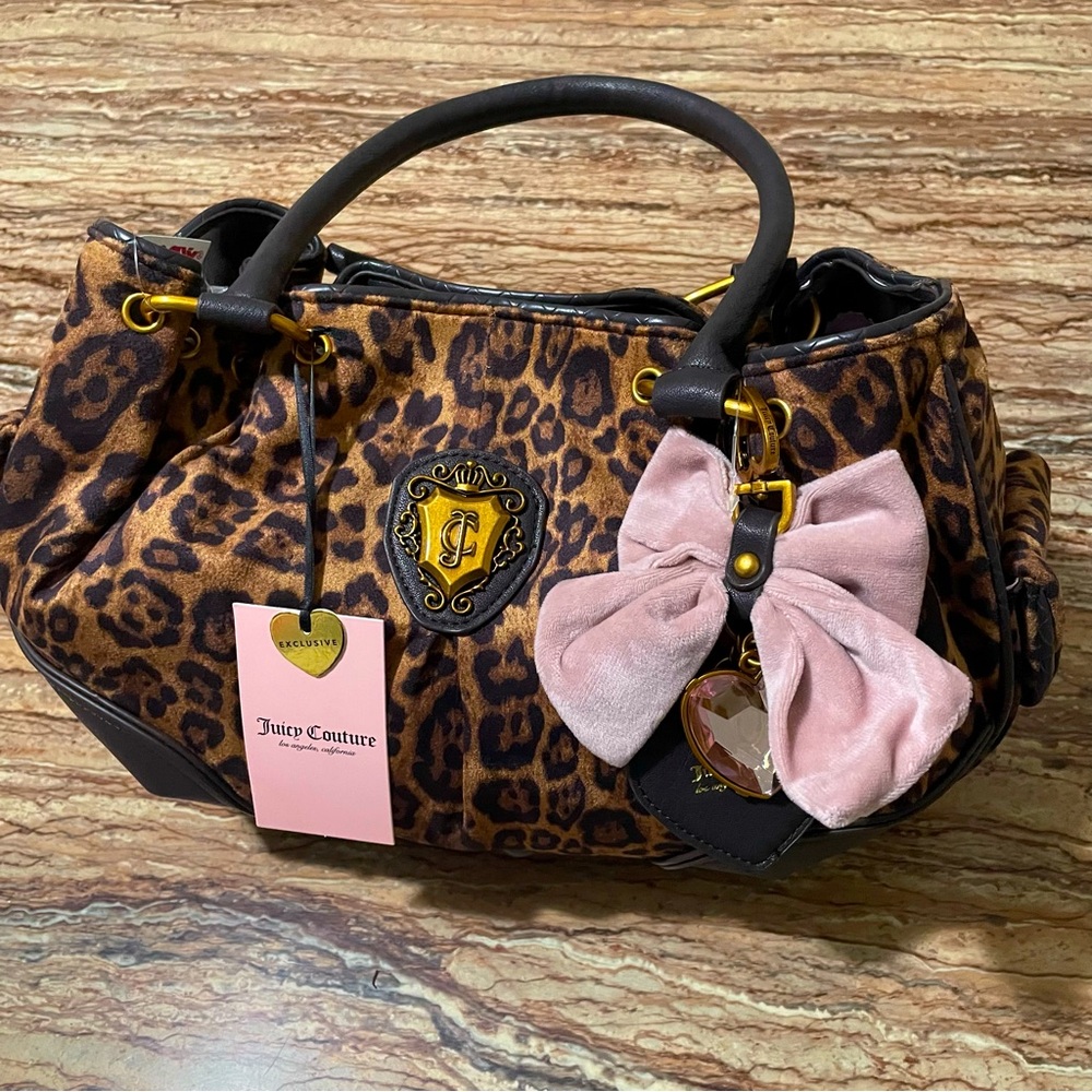 Juicy Couture - Picture 8 of 11